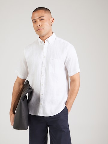 FYNCH-HATTON - Regular Fit Camisa em branco: frente