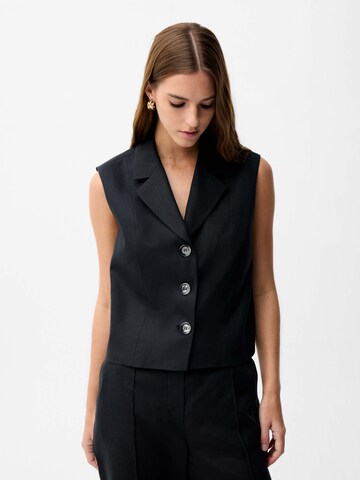 adl Vest in Black