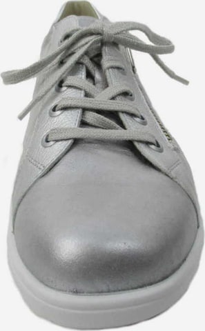 SOLIDUS Sneaker in Silber