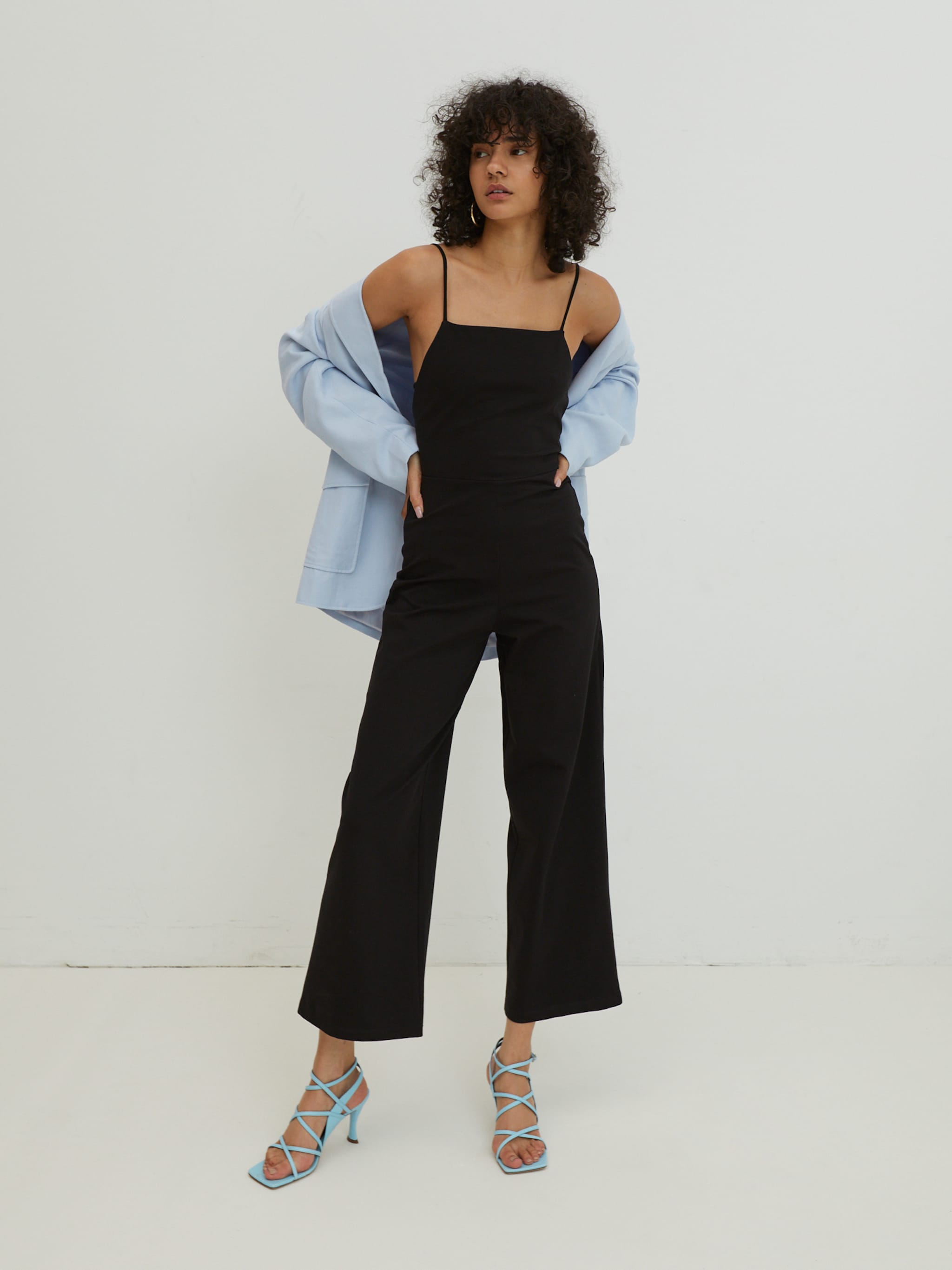 EDITED Produkte Overall 'Noor' schwarz