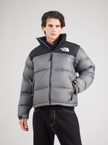 THE NORTH FACE Regular fit Χειμερινό μπουφάν '1996 RTO NUPTSE' σε ασημί: μπροστά