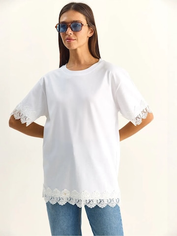 Maglietta 'T-Shirts' di Bianco Lucci in bianco: frontale