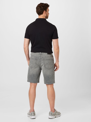 s.Oliver Regular Shorts in Grau