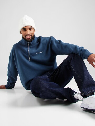 Abercrombie & Fitch Sweatshirt in Blau