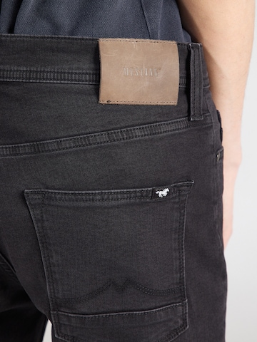 MUSTANG Szabványos Farmer 'Vegas' - fekete