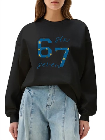 Felpa di GORHEY in nero: frontale