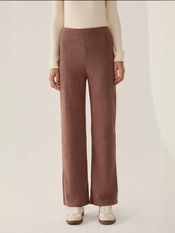 Regular Pantalon Hiccup en marron : devant