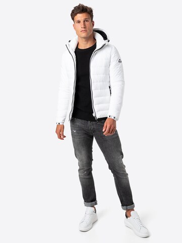 SuperdryPrijelazna jakna 'Fuji' - bijela boja