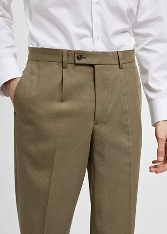 MANGO MAN Regular Pantalon 'Amalfip' in Groen
