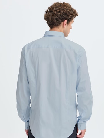 Casual Friday - Slim Fit Camisa clássica 'Palle' em azul