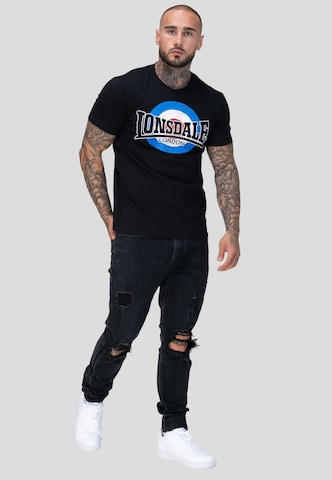 LONSDALE Majica 'Huyton' | črna barva