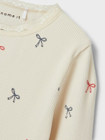 Robe NAME IT en blanc