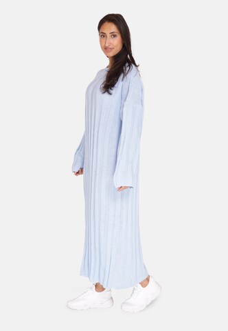 Abito in maglia di Elara in blu