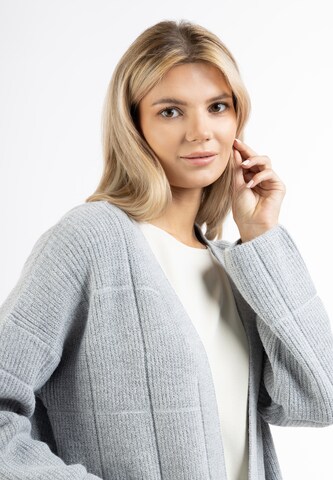 Cardigan usha WHITE LABEL en gris