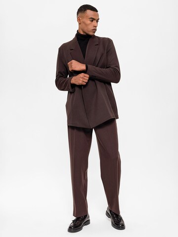 Antioch Between-season jacket in Brown