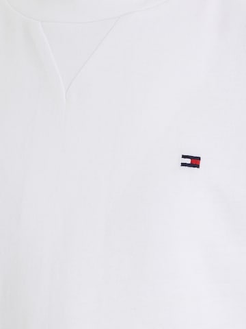 T-Shirt 'ESSENTIAL' TOMMY HILFIGER en blanc