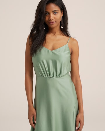 Robe WE Fashion en vert