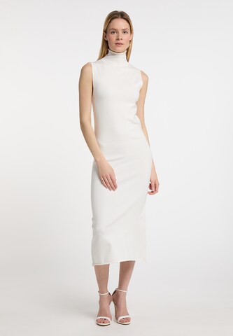 DreiMaster Klassik Knitted dress 'Wais' in White: front