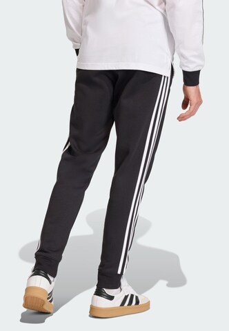 ADIDAS ORIGINALS Slimfit Hose in Schwarz