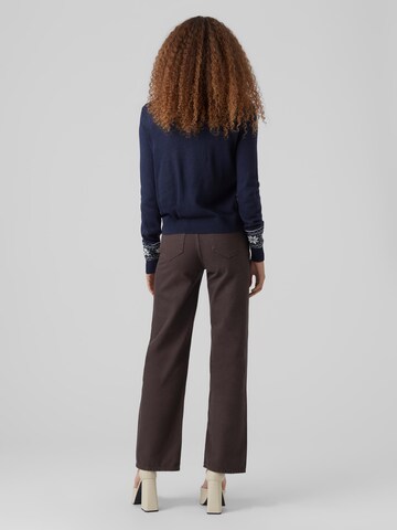 VERO MODA Sweater 'Newfrostydeer' in Blue