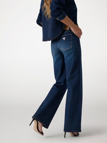 GUESS Regular Jeans in Blau