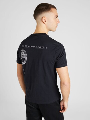 NAPAPIJRI T-shirt 'S-MANTA' i svart