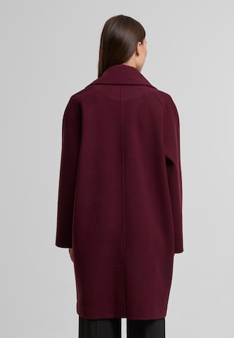 Noisy may Mantel  'NMCici' in Rot