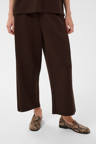 CULTURE - Pierna ancha Pantalón 'CUHilde Chabrina' en marrón: frente