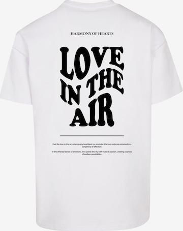 Merchcode T-Shirt 'Love In The Air' in Weiß