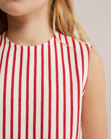 WE Fashion Топ в Красный