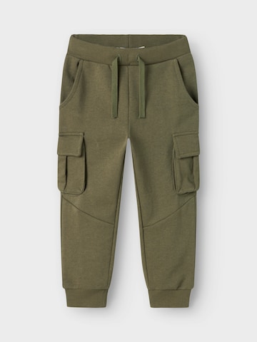 Tapered Pantaloni 'Oli' di NAME IT in verde