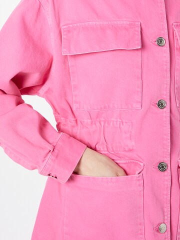 Veste mi-saison Gina Tricot en rose