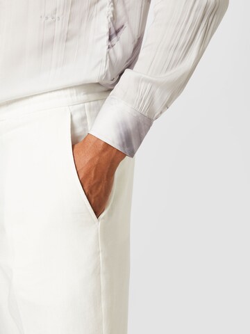 Tiger of Sweden Regular Pants 'ISCOVE' in White