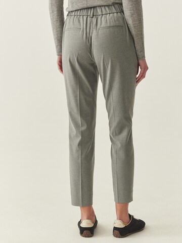 Regular Pantaloni de la TATUUM pe gri