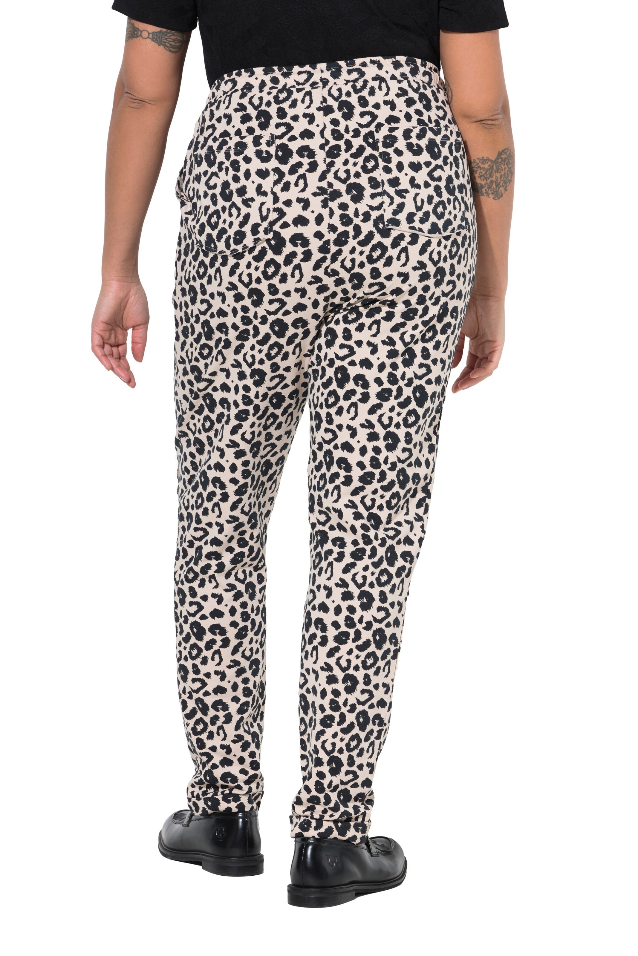 Angel of Style Regular Trousers in Beige