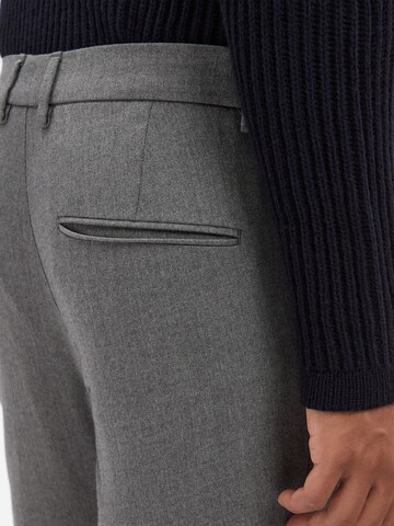 DRYKORN Slimfit Hose 'Ajend' in Grau