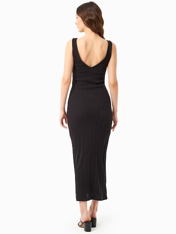 Organication Kleid in Schwarz