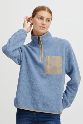 Oxmo Sweatshirt 'Piala' in Blue: front