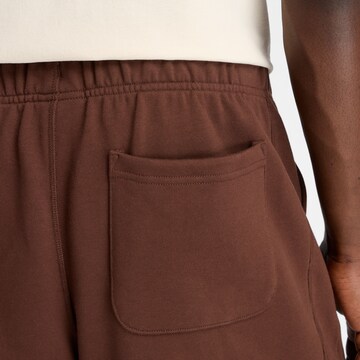 new balance Loosefit Shorts 'Athletics' in Braun
