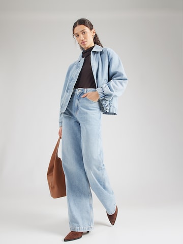 Veste mi-saison 'DENIMA' NÜMPH en bleu