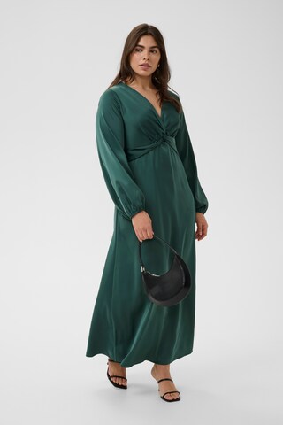 Robe 'Jamie ' KAFFE CURVE en vert