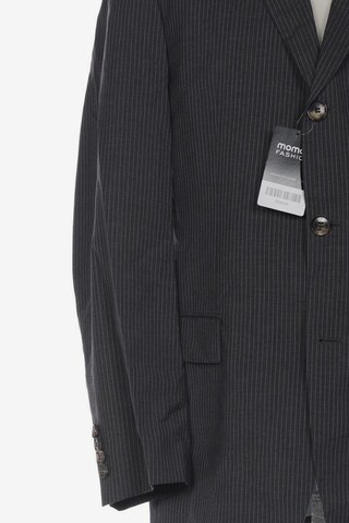 BOSS Suit in M-L in Grey