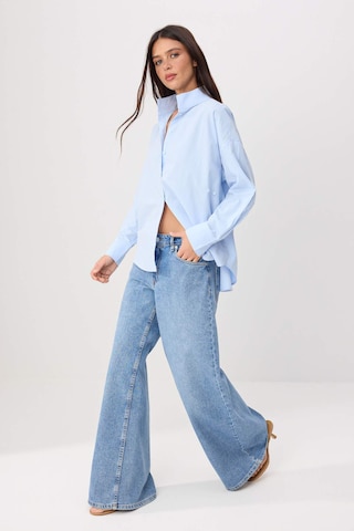 Trendyol Blouse in Blue