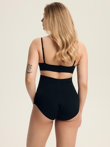ESOTIQ Shaping Slip in Black