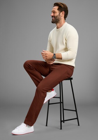 Man's World Regular Jeans in Braun