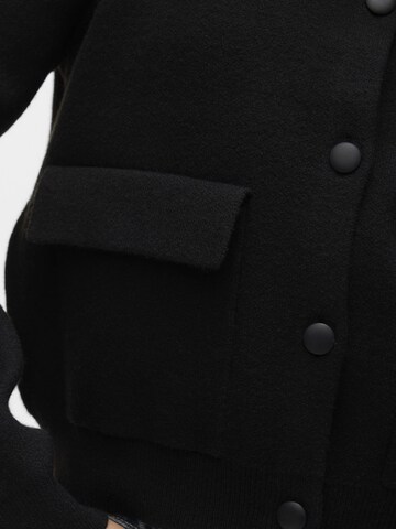 VERO MODA Strickjacke 'APPLE' in Schwarz