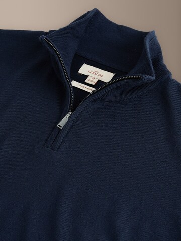 Next Pullover in Blau