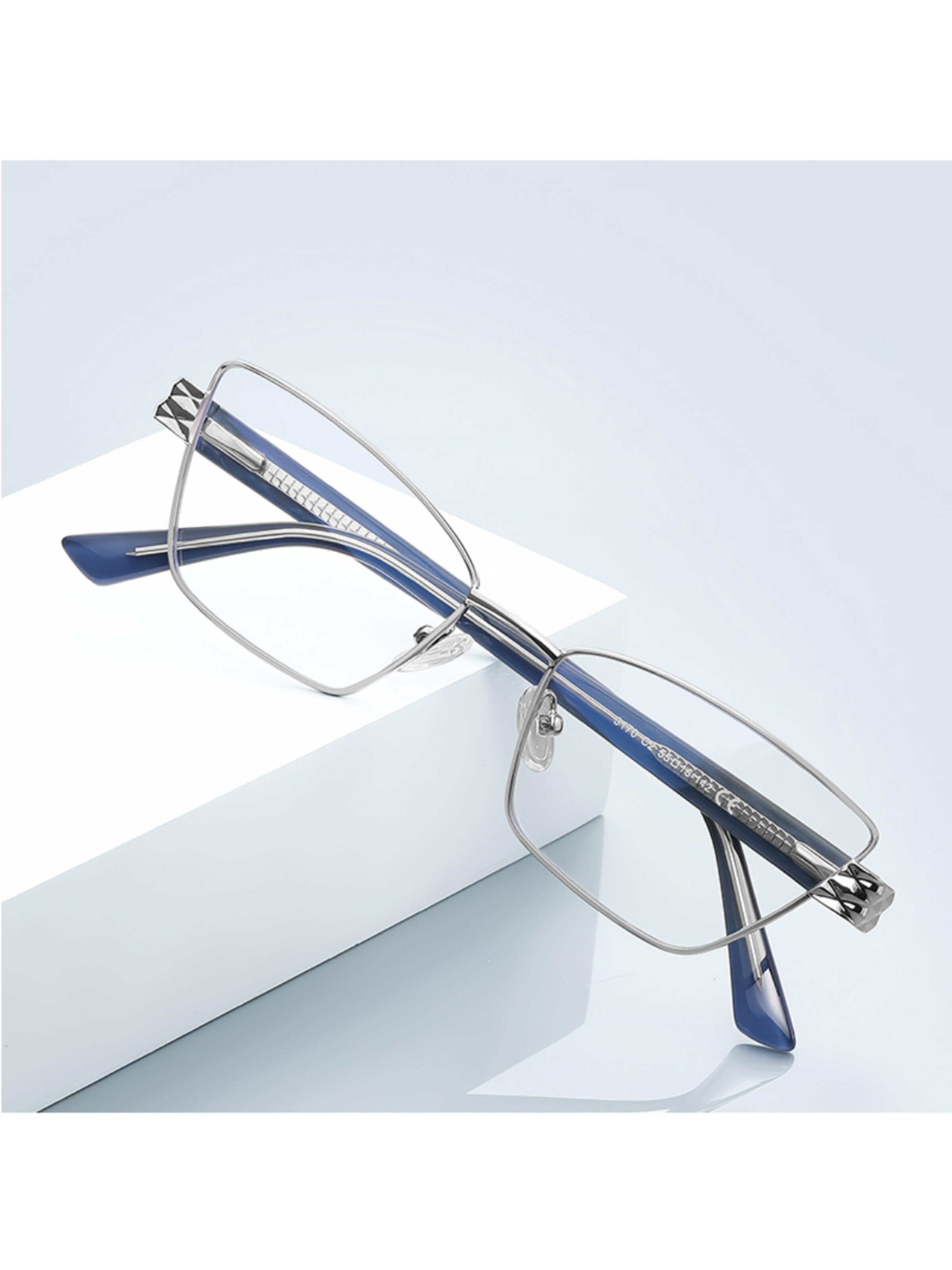 Lunettes de soleil 'Damen Cat-eye Blaulichthemmende Brillen Für Frauen Irous' VEYREY en argent