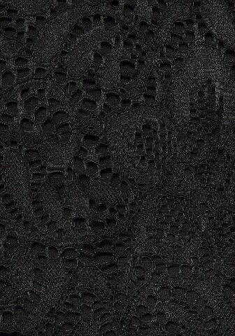 LASCANA T-Shirt in Schwarz