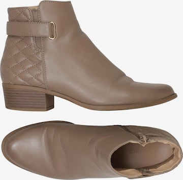 Anna Field Dress Boots in 39 in Beige: front